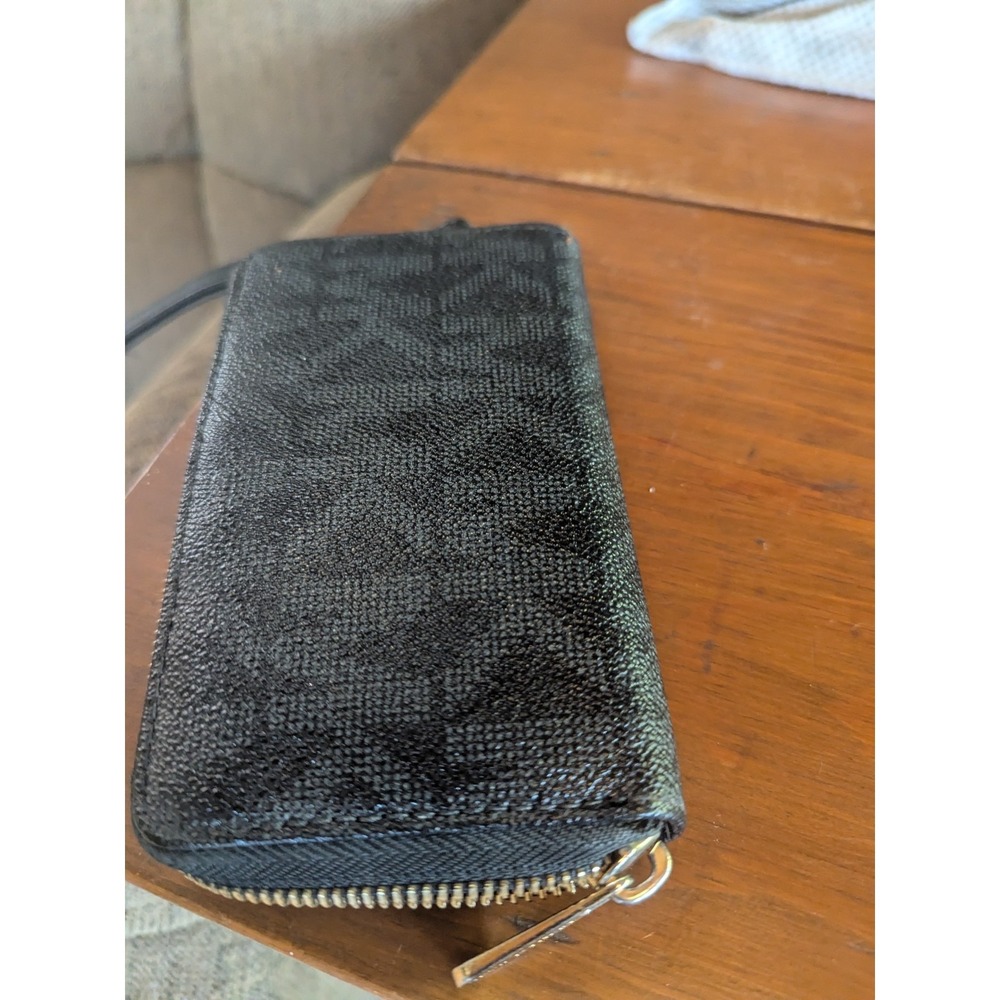 Michael Kors Women's Zip Around Wallet Wristlet ~Brown Free Shipping Est. 1981 - Picture 2 of 10